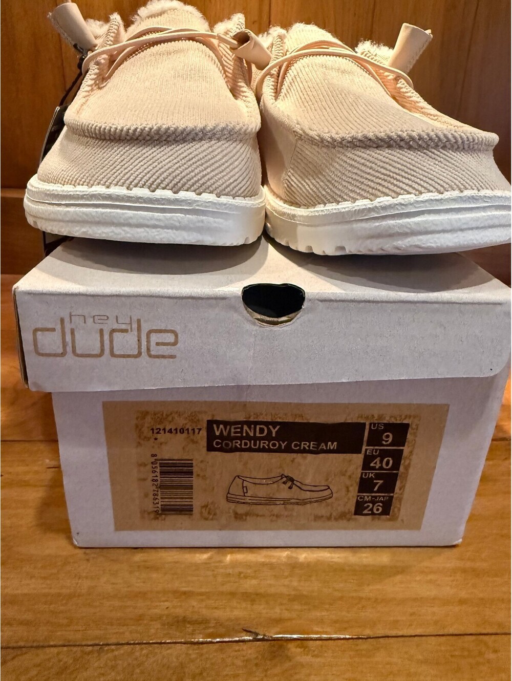New Hey Dude Wendy Corduroy Cream Casual Slip-On Shoes Women's Size 9 US - Picture 2 of 11